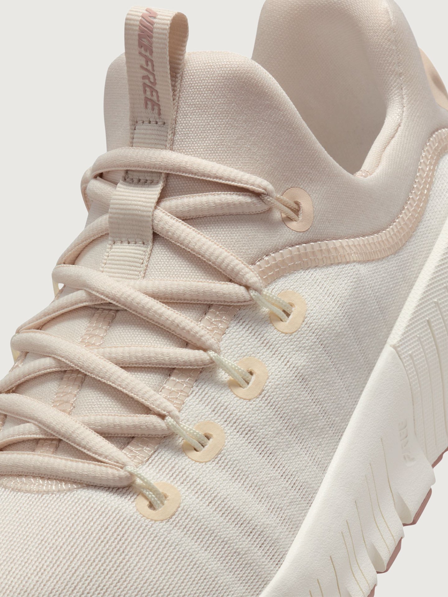 Carbon38 Nike Free Metcon 6 - Soft Pearl/Particle Pink-Pearl White