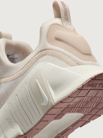 Carbon38 Nike Free Metcon 6 - Soft Pearl/Particle Pink-Pearl White