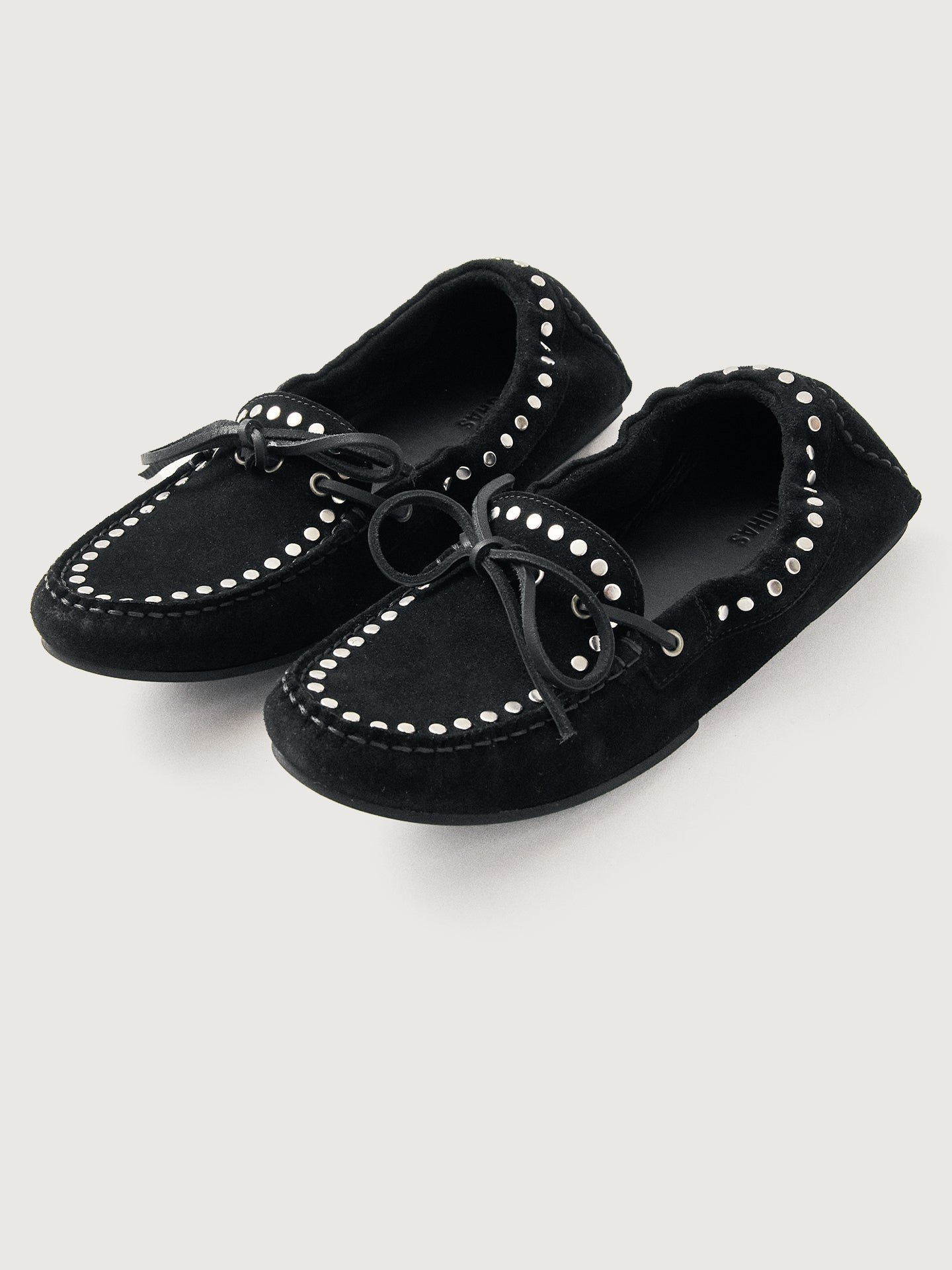 Carbon38 Calla Suede Studs - Black