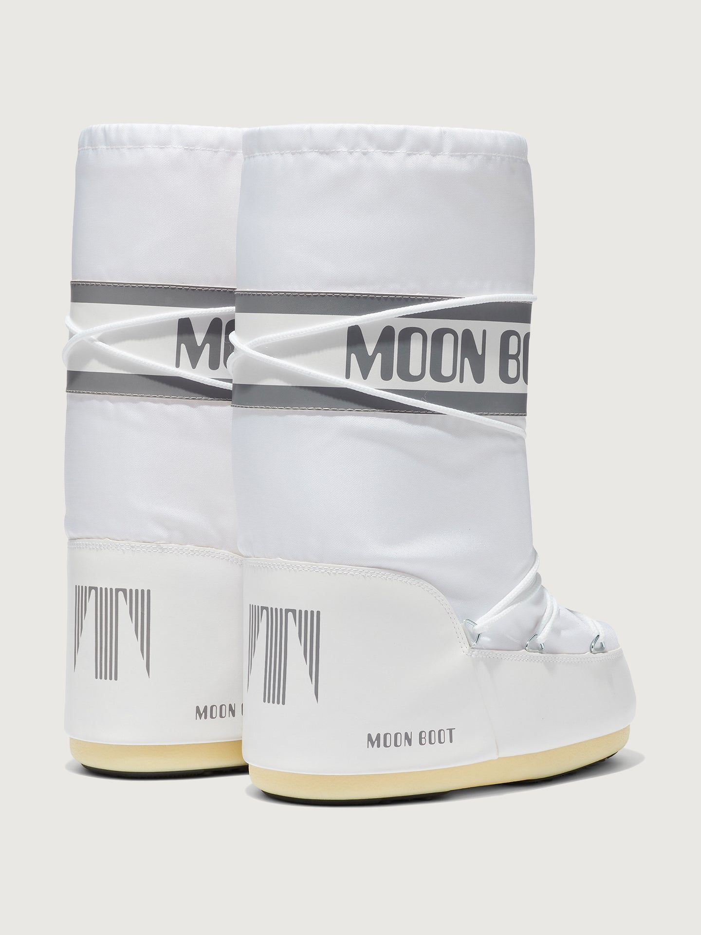 Carbon38 Moon Boot Icon Nylon - White