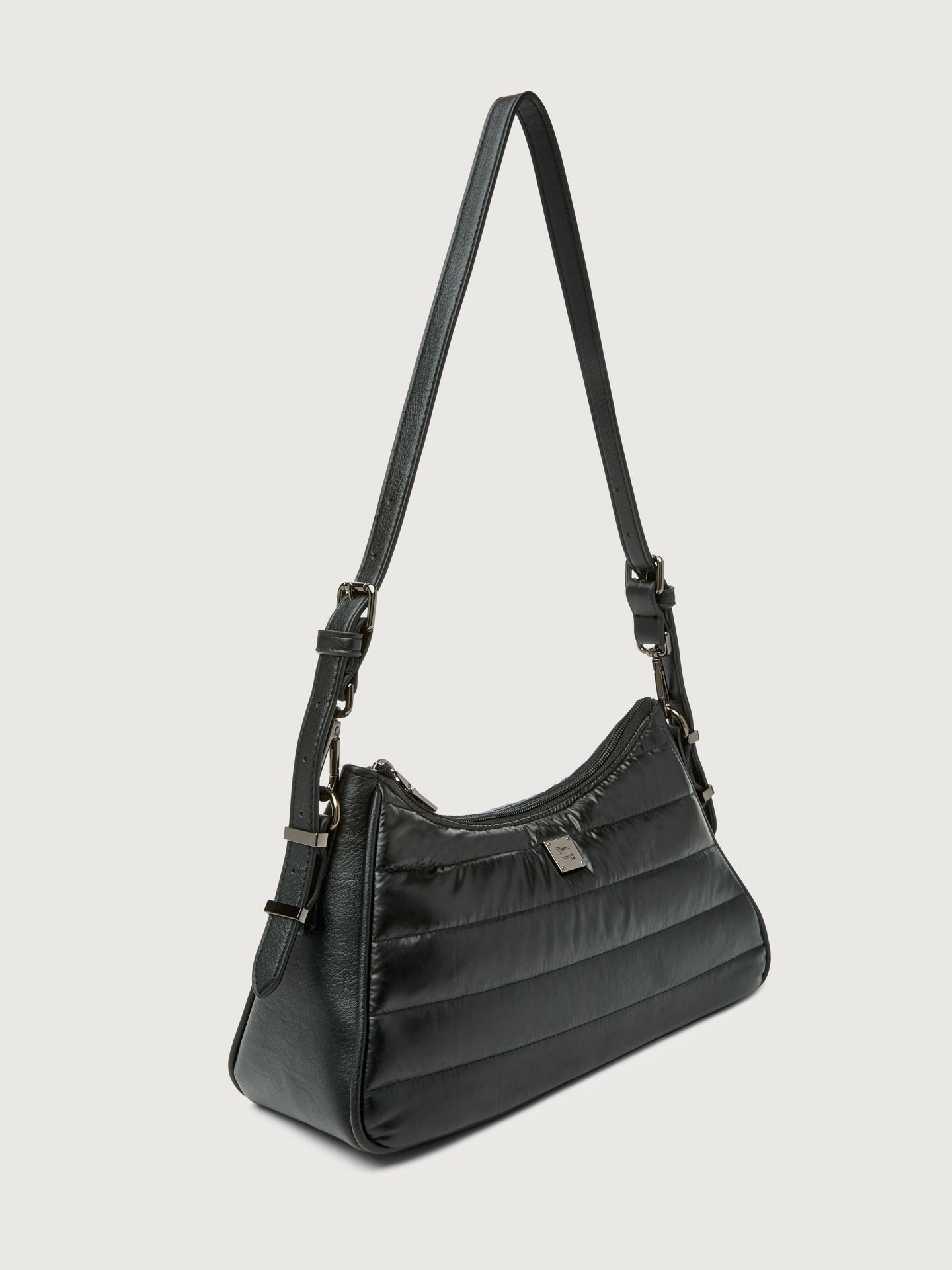 Carbon38 Cosmopolitan - Pearl Black