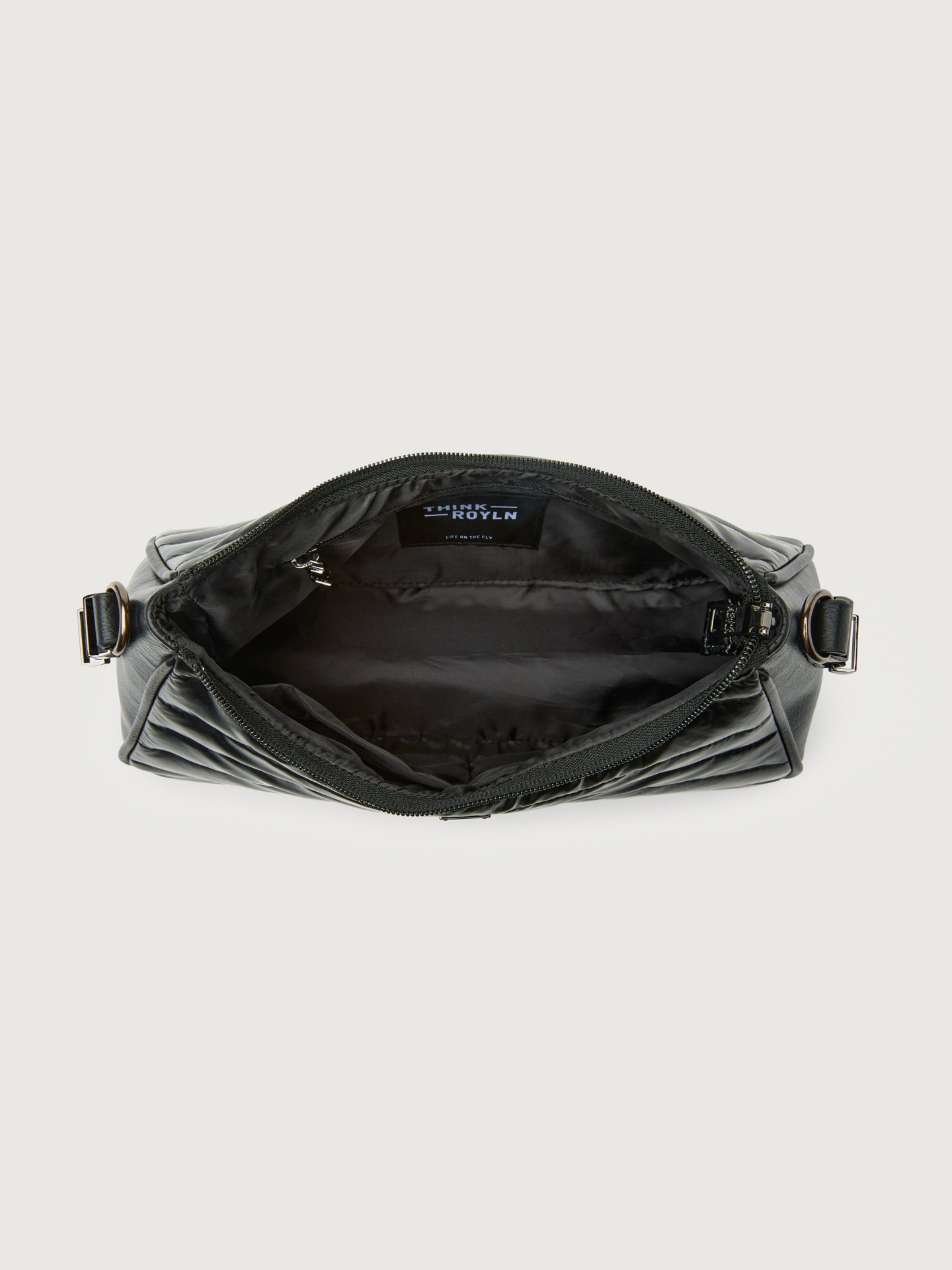 Carbon38 Cosmopolitan - Pearl Black