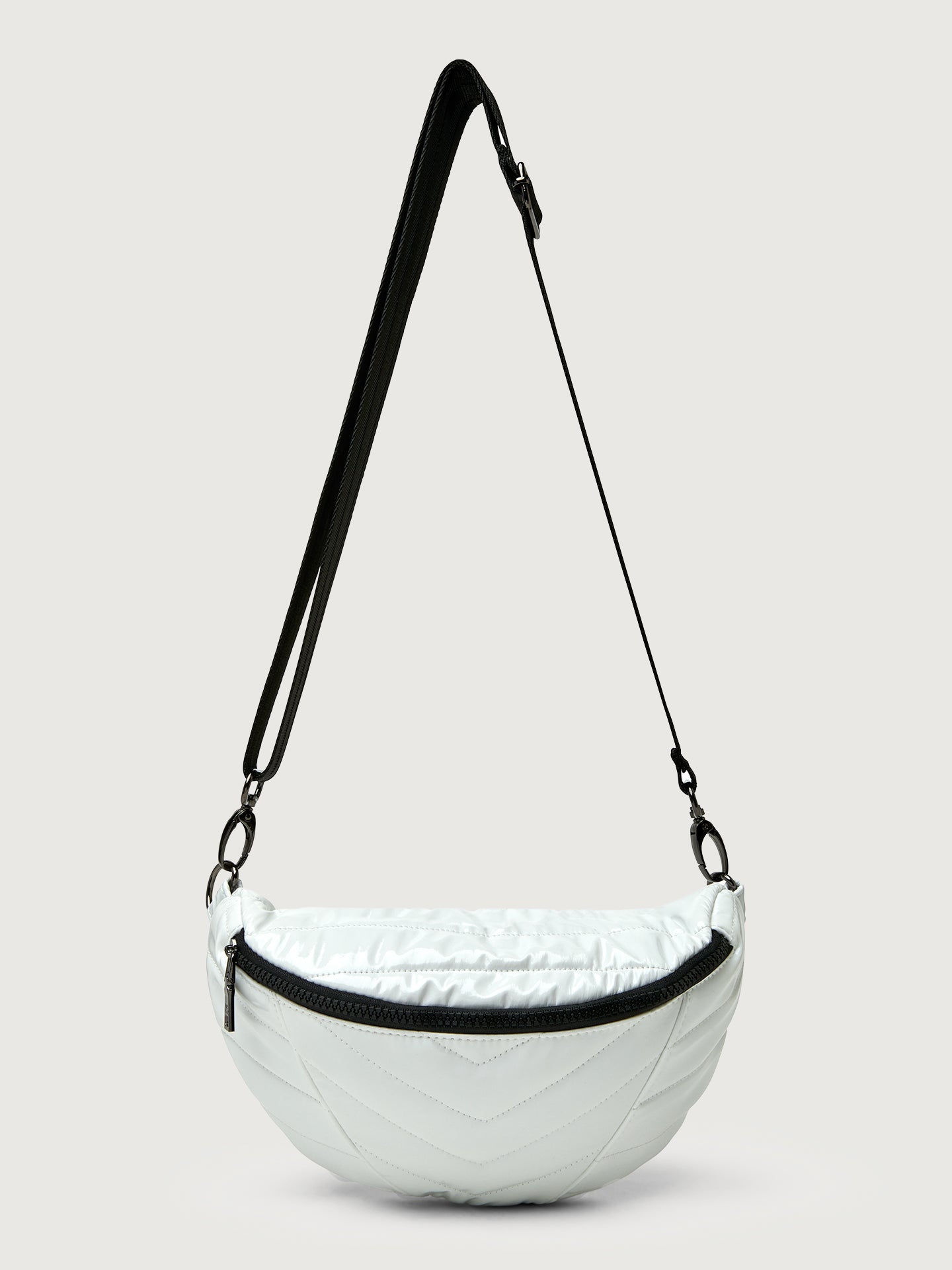 Carbon38 Little Runaway - White Patent/Black Hardware