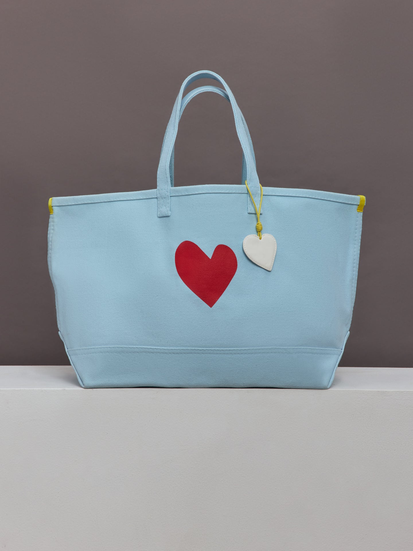 Carbon38 Heart Tote - Blue/Red