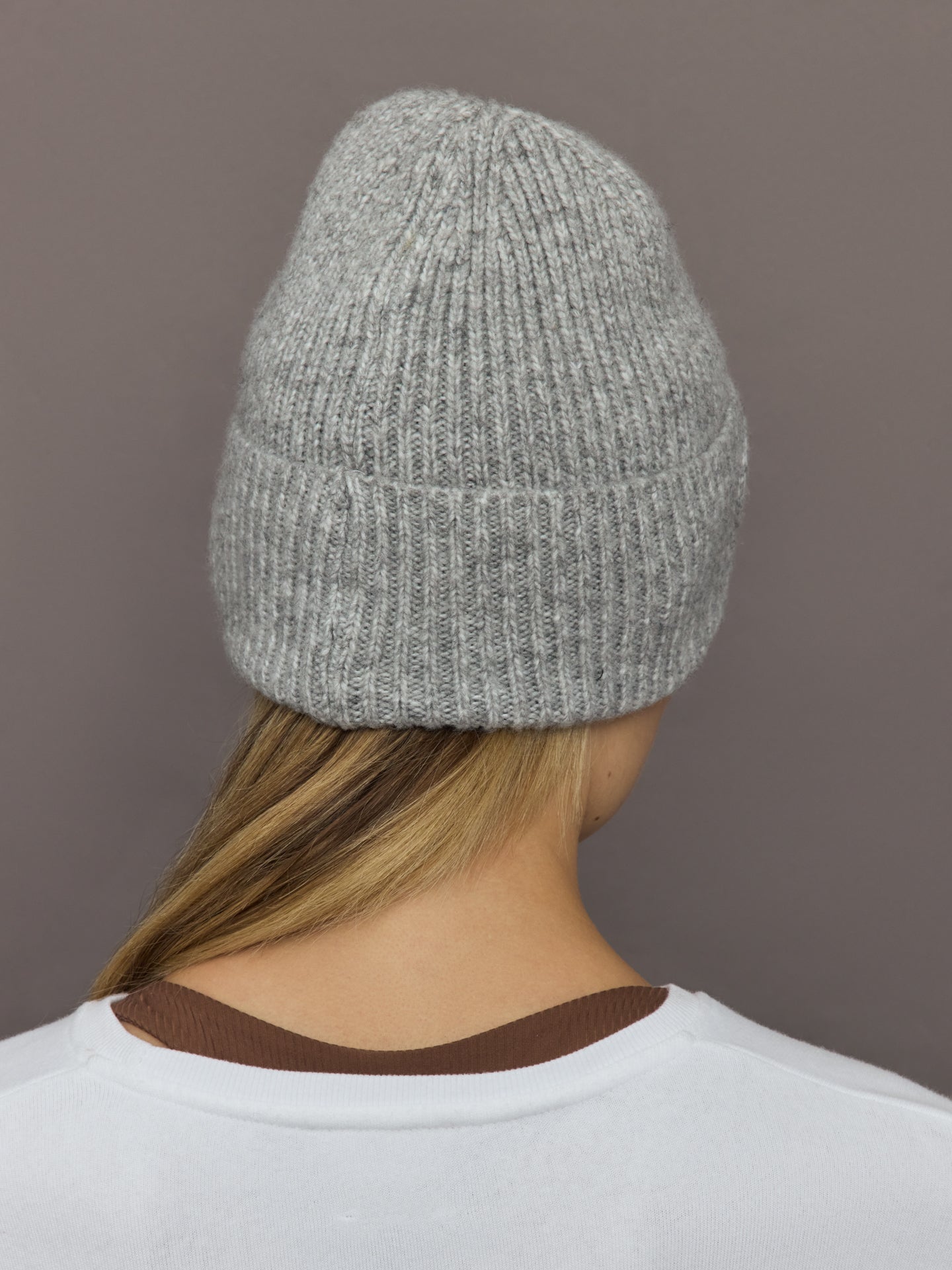 Carbon38 Love Embroidered Knit Hat - Light Grey