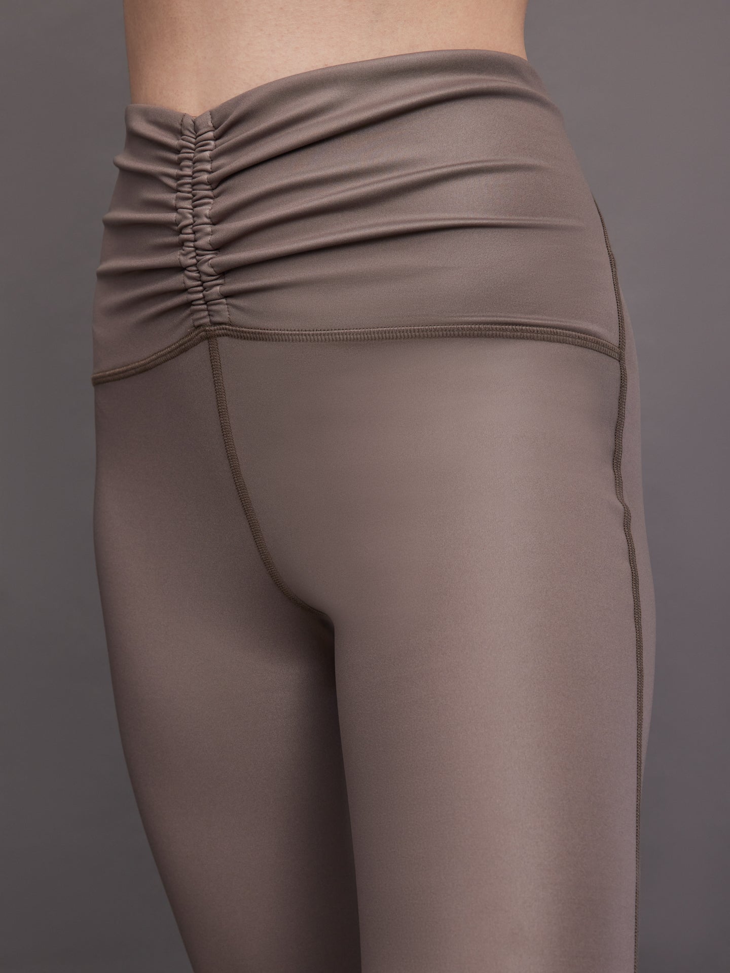 Carbon38 Palma Gloss Legging - Bronzed Pewter
