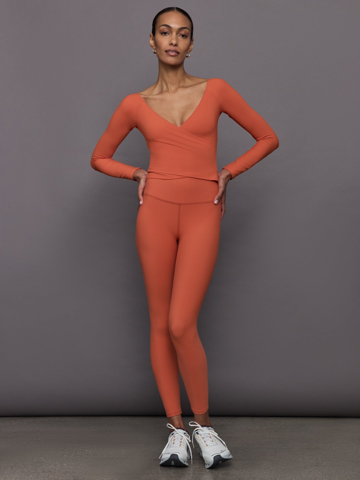 Carbon38 High Rise Legging in Melt - Burnt Sienna