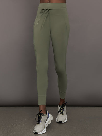 Carbon38 High Rise Sport Pocket Legging in Melt - Moss