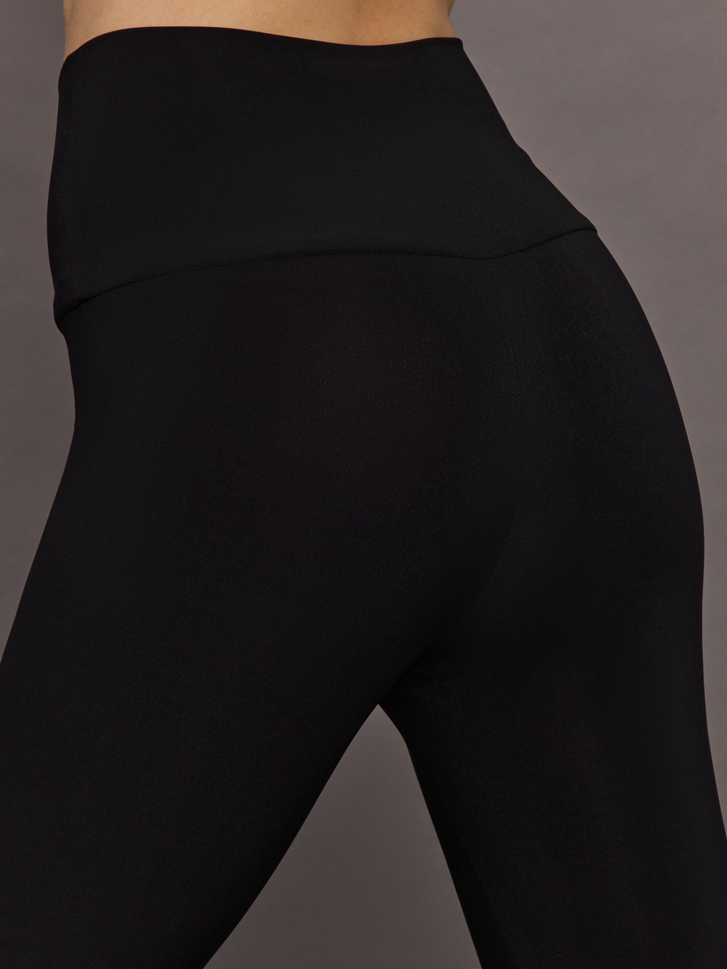 Carbon38 Fringe Hem Cropped Legging - Black
