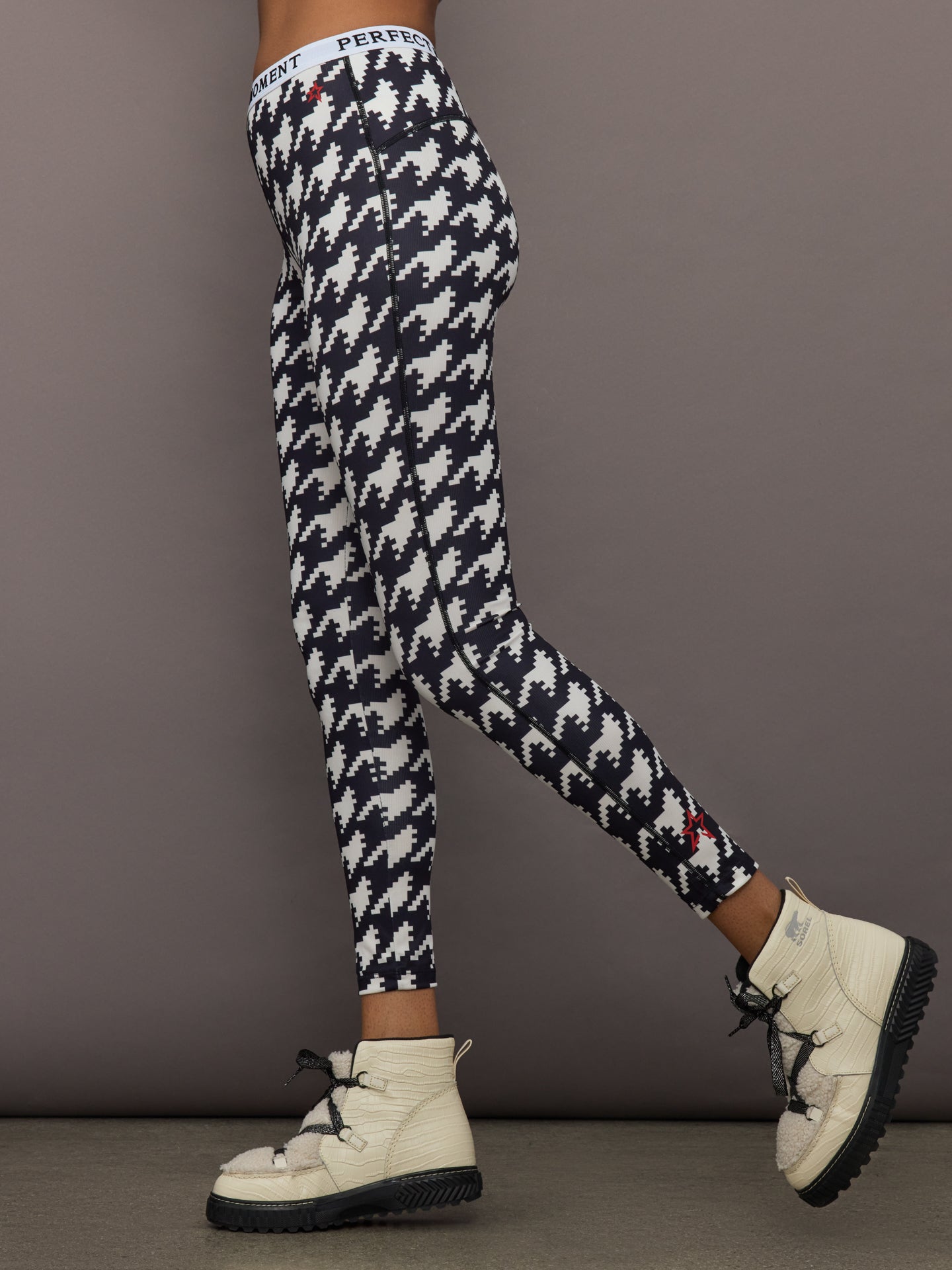 Carbon38 Printed Base Layer Leggings - B&W Houndstooth