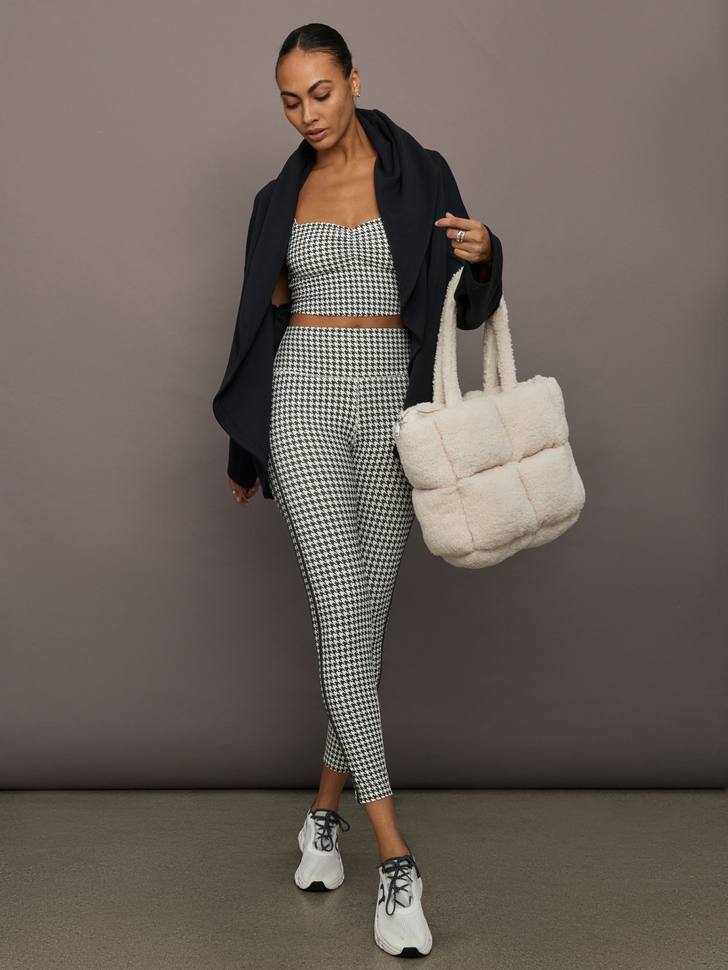 Carbon38 Houndstooth Sports Bra - Ivory / Faded Black