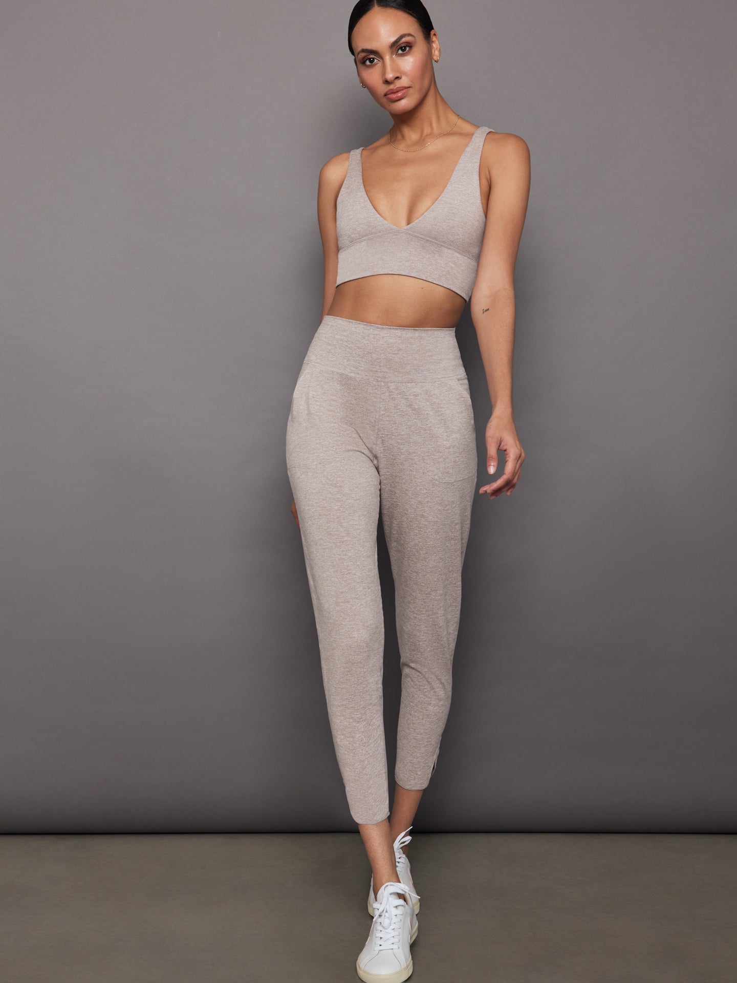 Carbon38 Jogger in Heather Melt - Oatmeal Heather