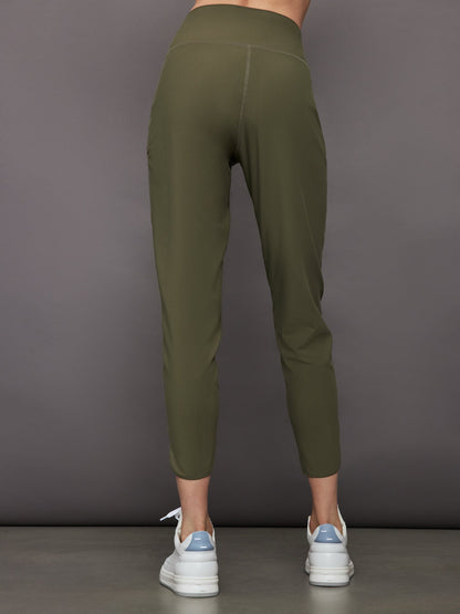 Carbon38 Jogger in Melt - Olive