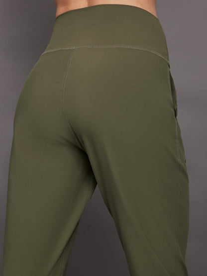 Carbon38 Jogger in Melt - Olive