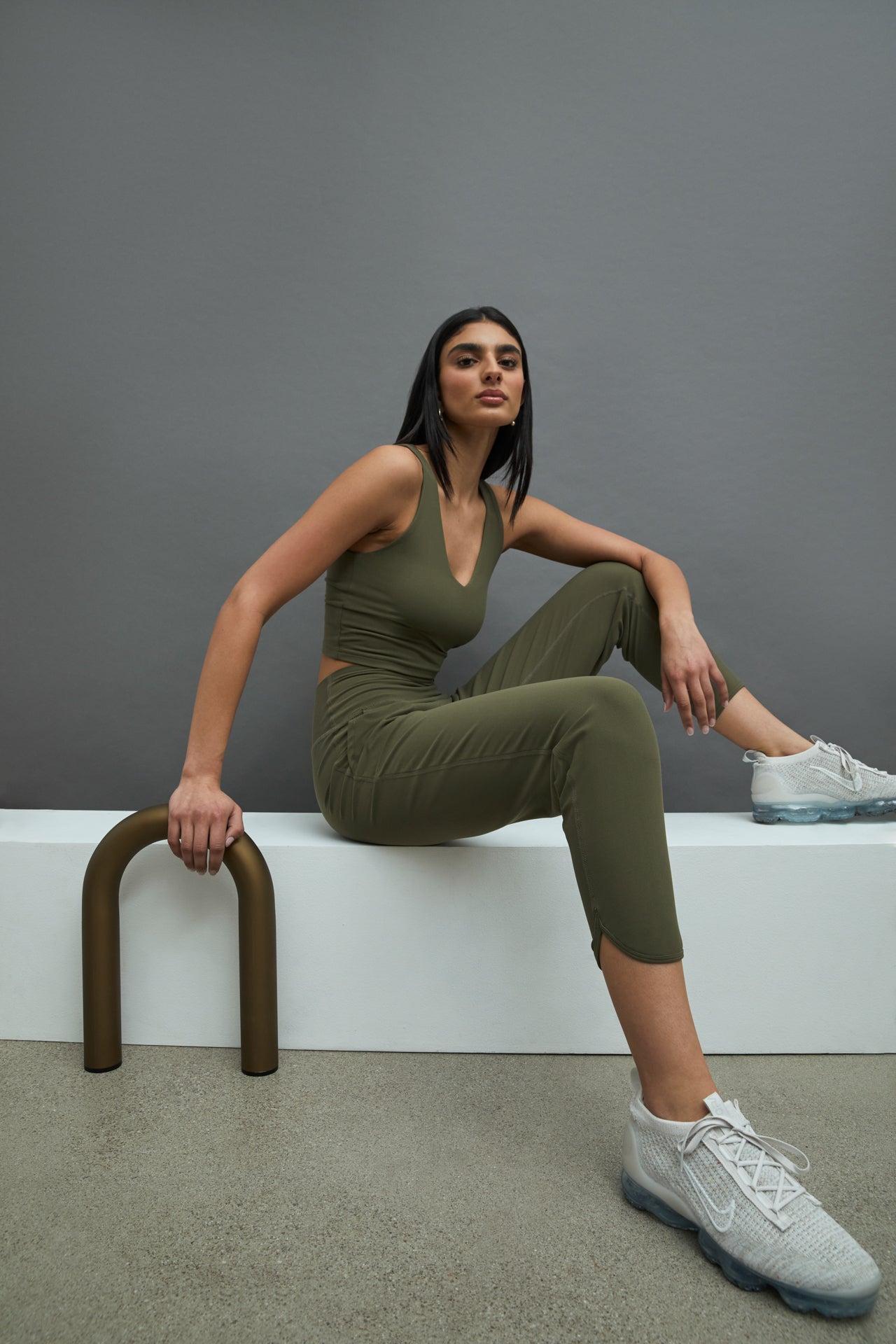 Carbon38 Jogger in Melt - Olive