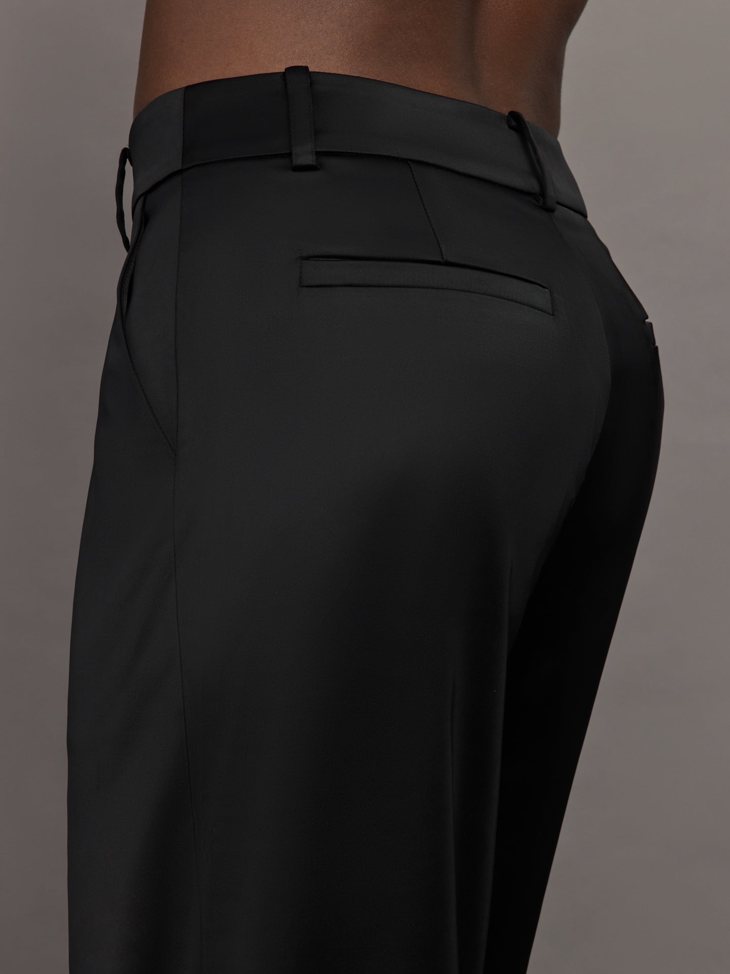 Carbon38 Satin Straight Leg Pant - Black