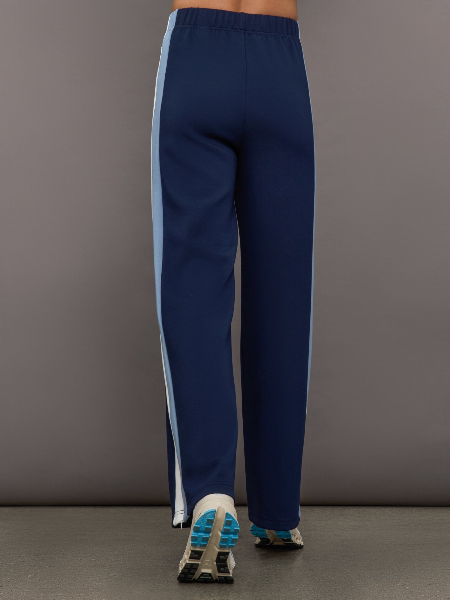 Carbon38 Wide Leg Track Pant in Scuba - Navy