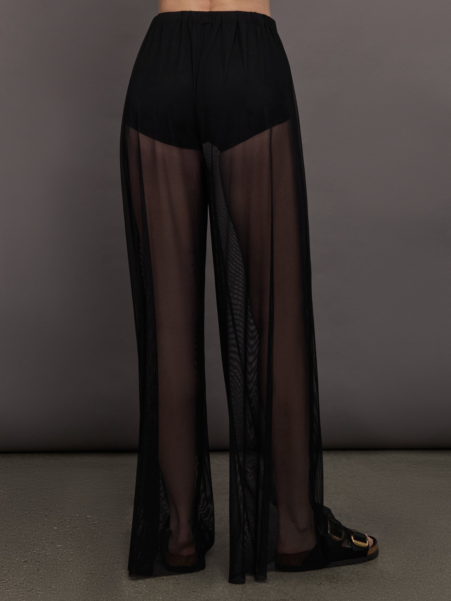 Carbon38 Sheer Pleat Pant - Black