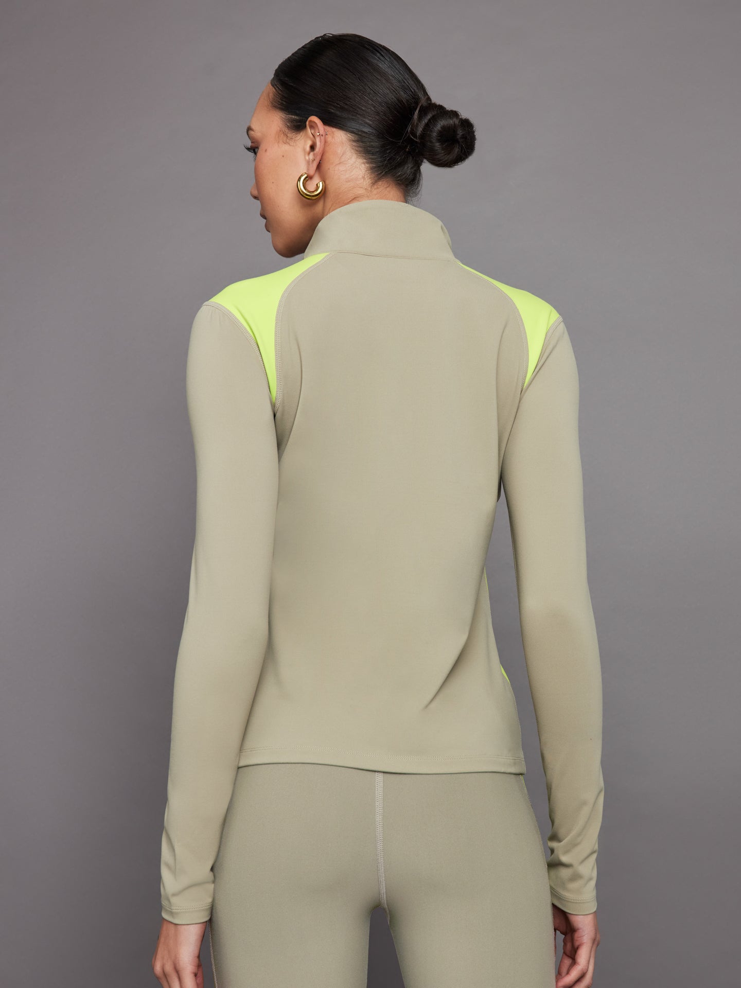 Carbon38 Colorblock Half Zip Top in Melt - Silversage / Acid Lime
