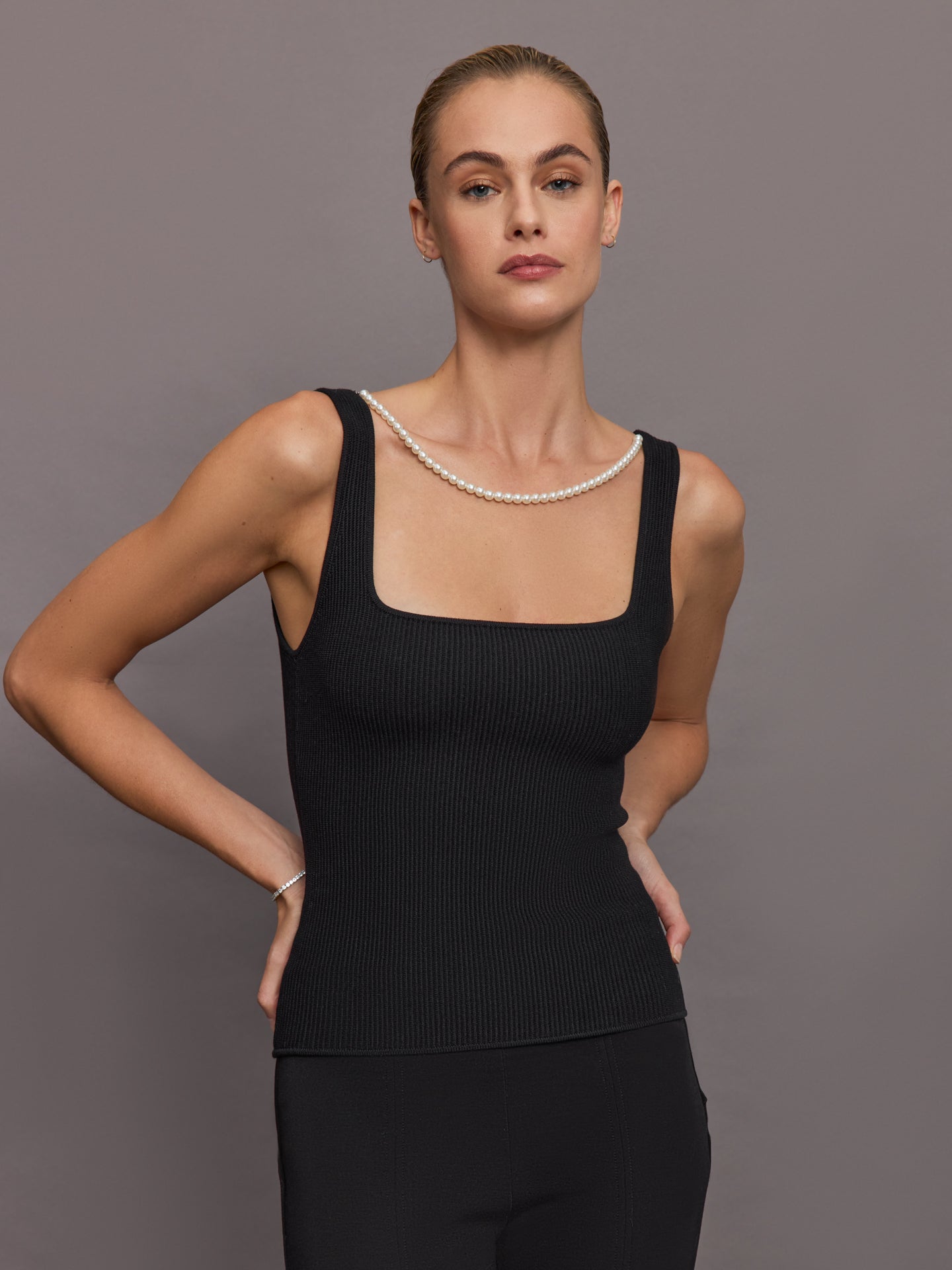 Carbon38 Pearl Necklace Sweater Tank - Black