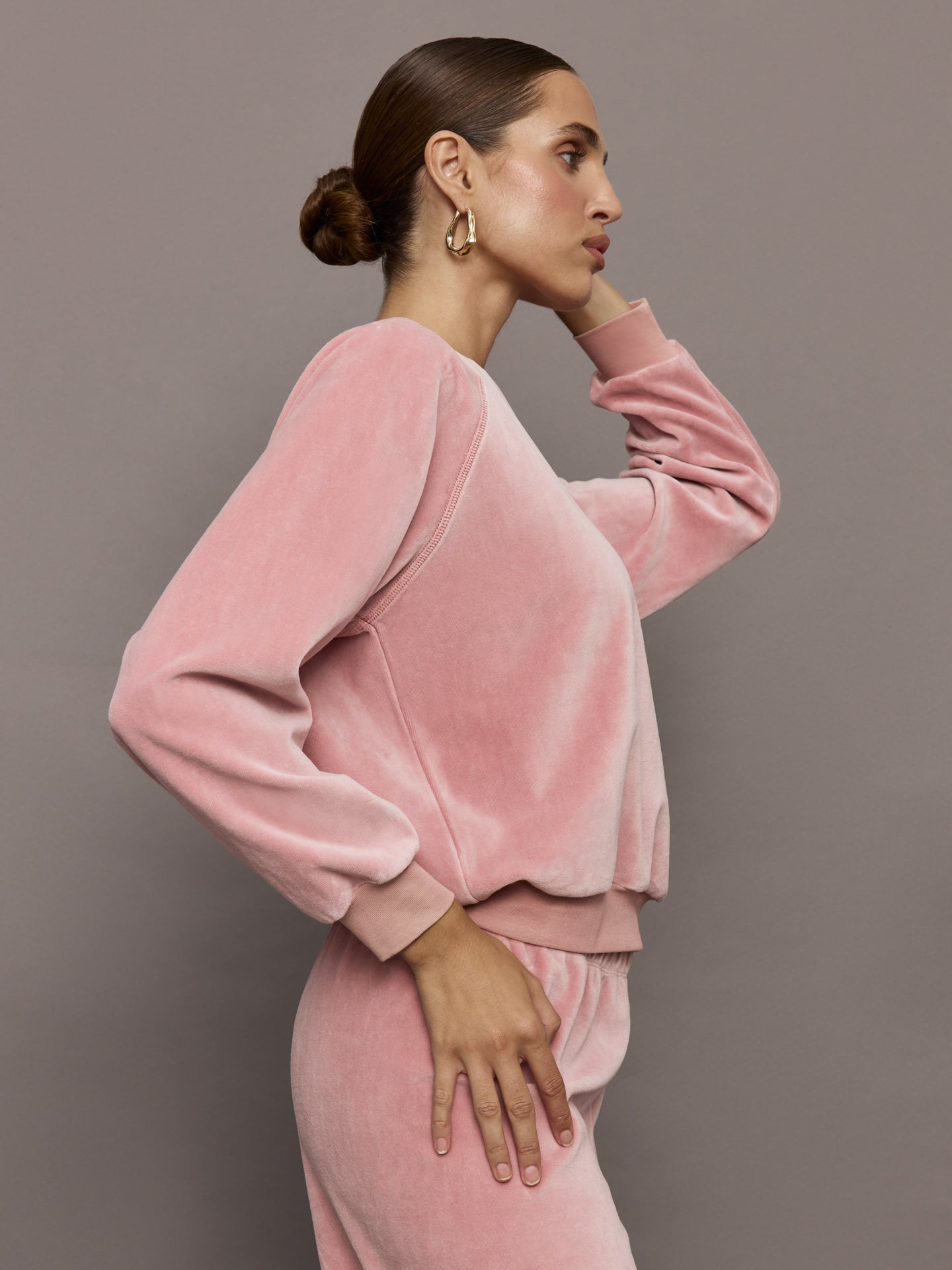 Carbon38 Raglan Pullover in Velour - Blush