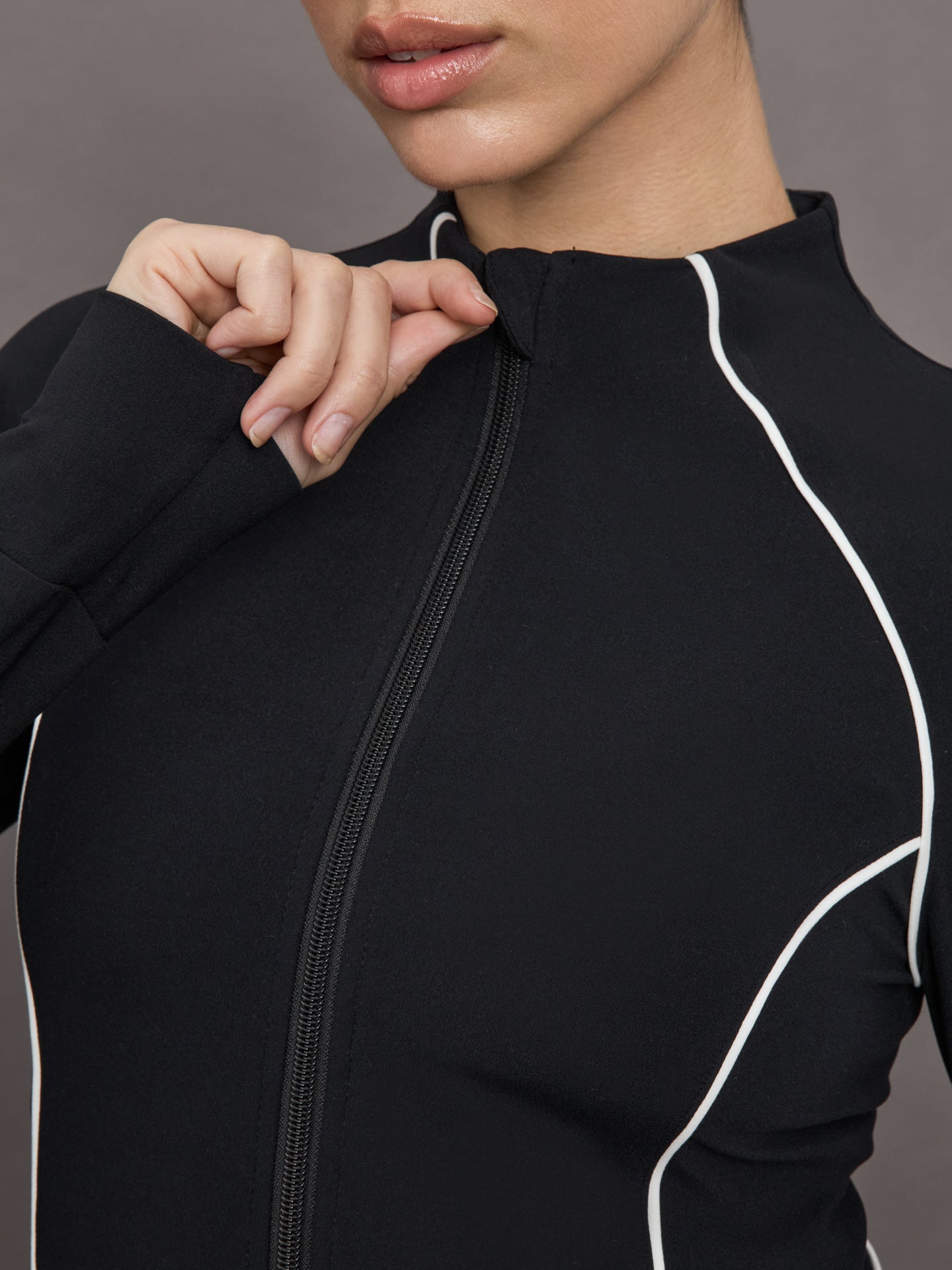 Carbon38 Colorblock Mock Neck Corset Zip in Melt - Black/Cloud Dancer