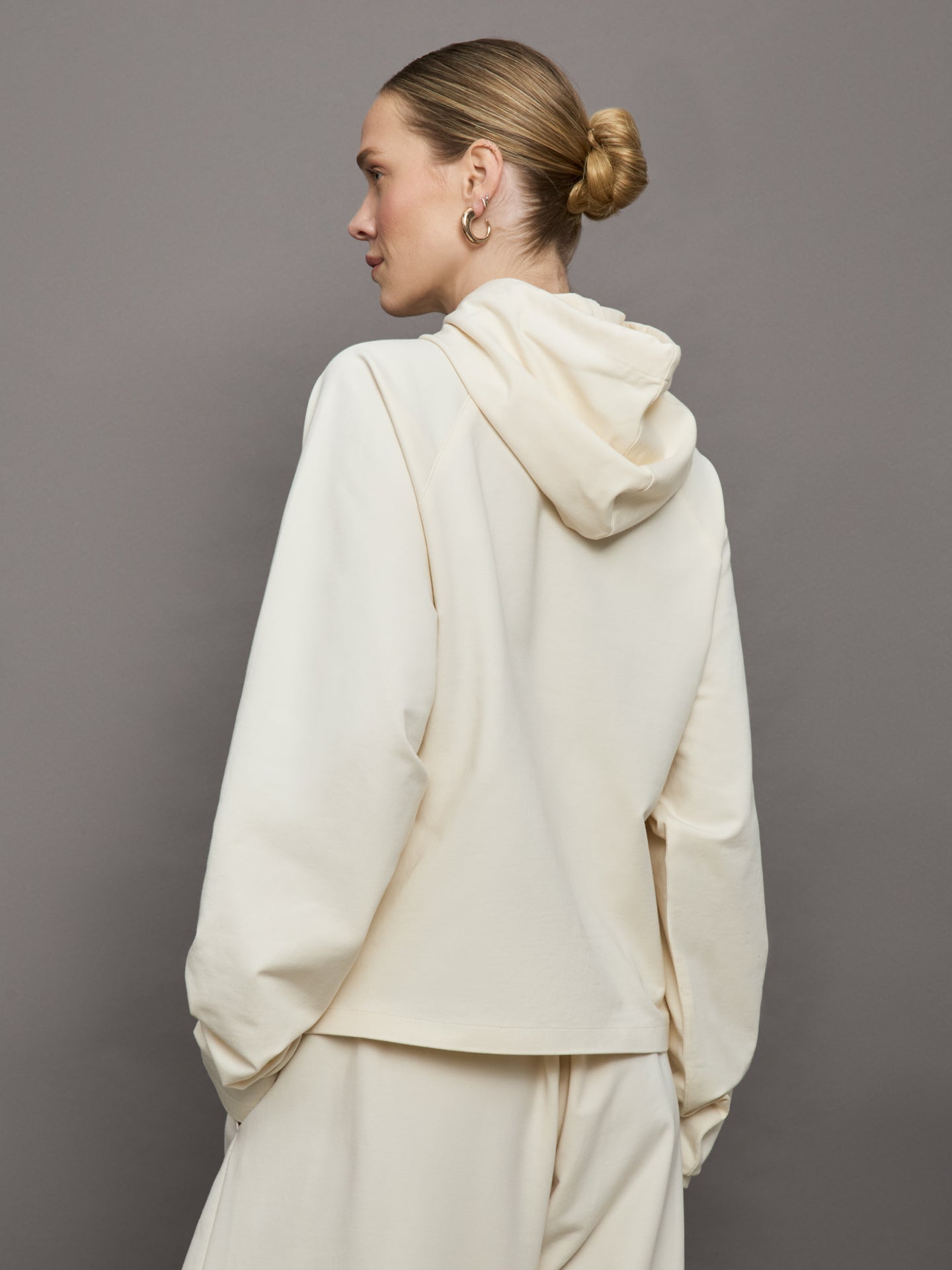Carbon38 Oversized Raglan Sleeve Hooded Top - Cream
