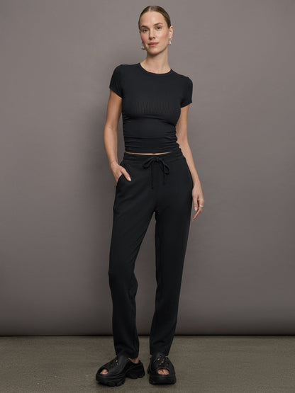 Carbon38 Cap Sleeve Ruched Top in Ribbed Jersey - Black