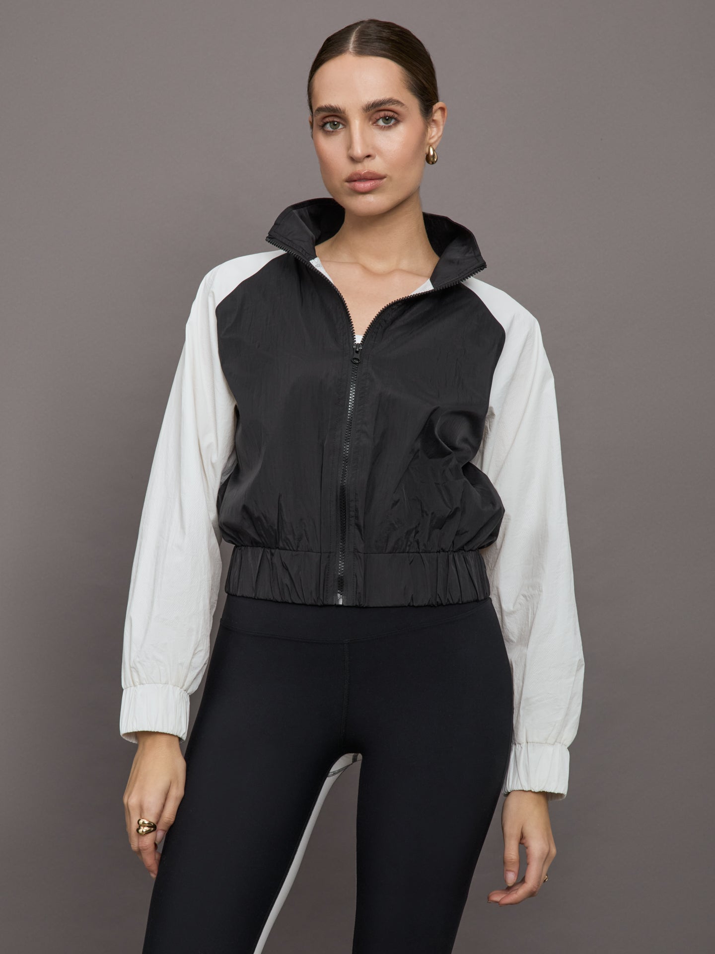 Carbon38 Colorblock Windbreaker - Black / Cloud Dancer