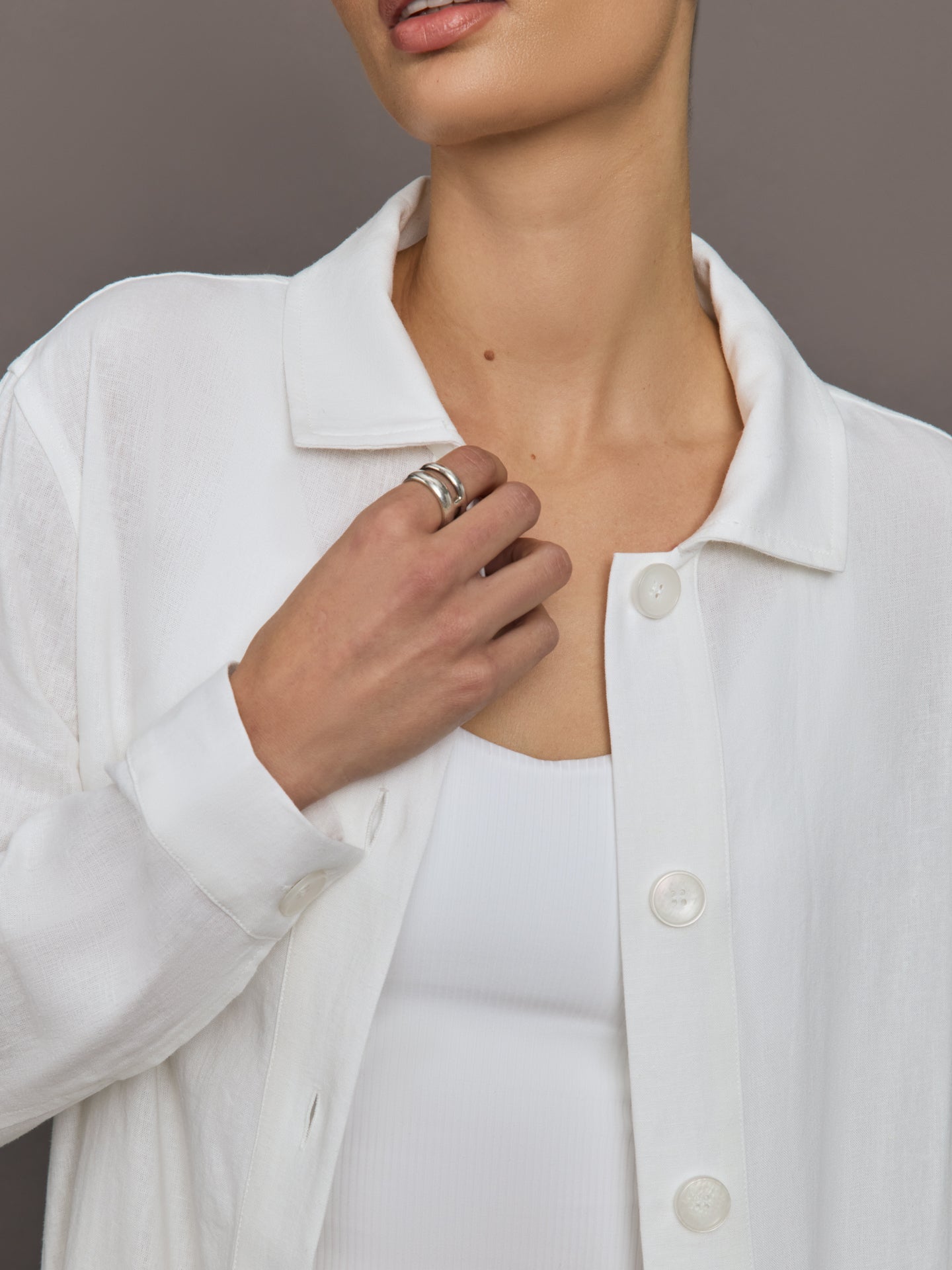 Carbon38 Linen Shirt Jacket - White