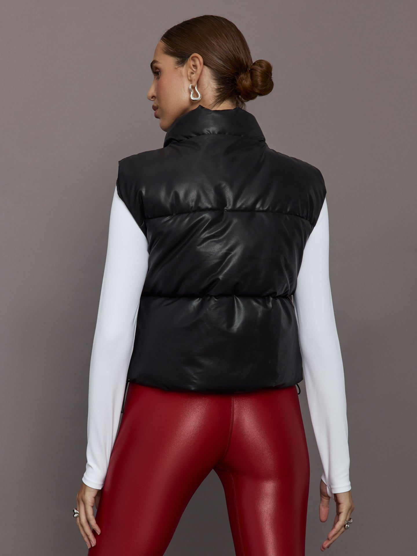 Carbon38 Quilted Puffer Vest - Black