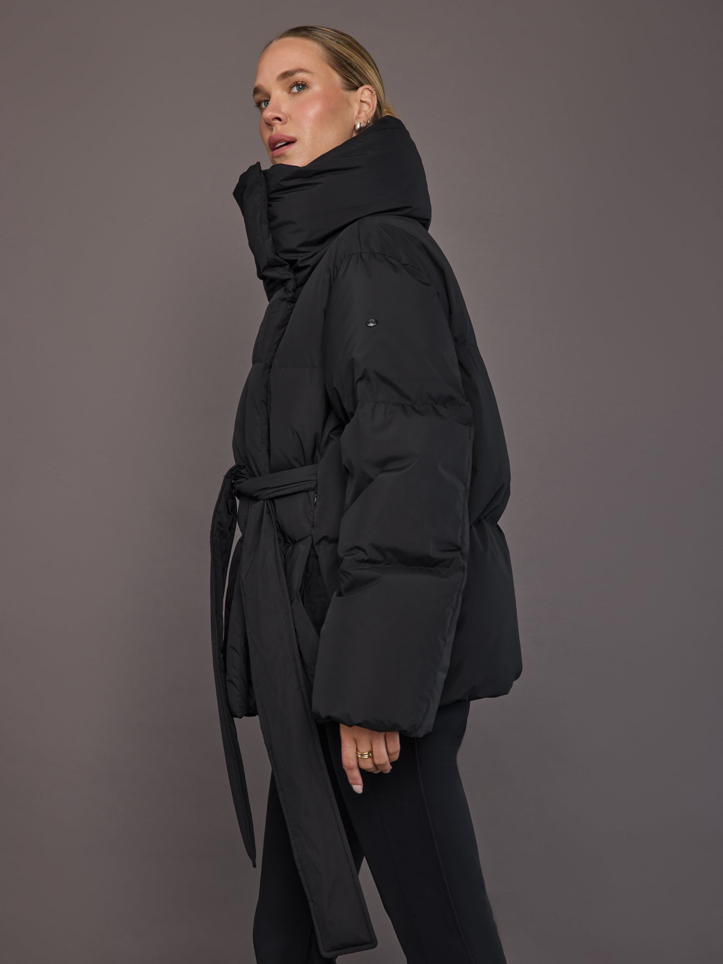 Carbon38 Liz Jacket - Black