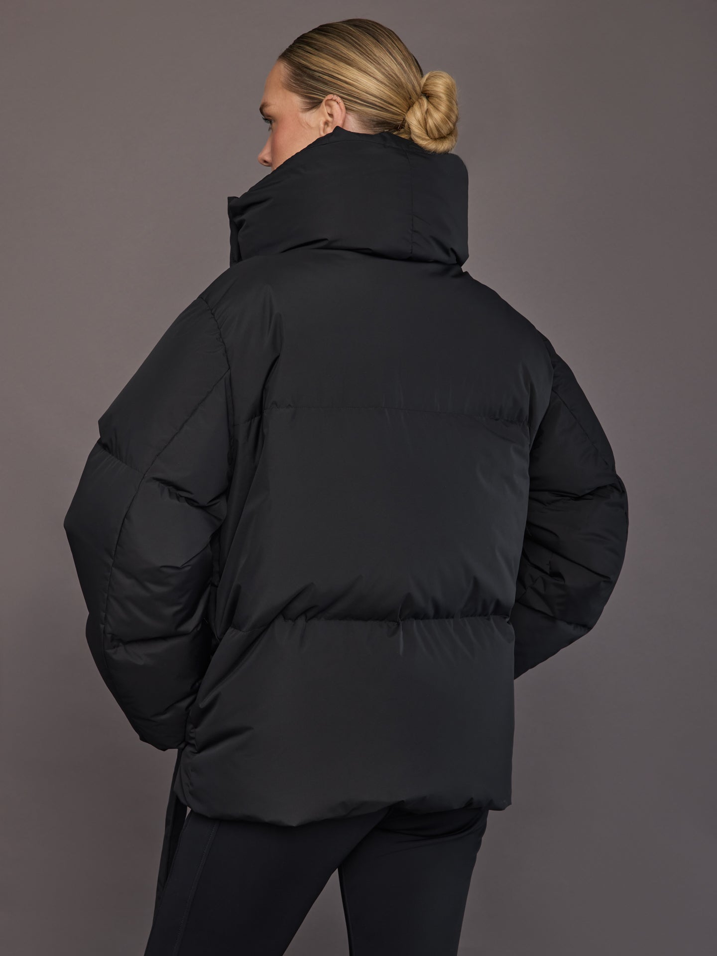 Carbon38 Liz Jacket - Black